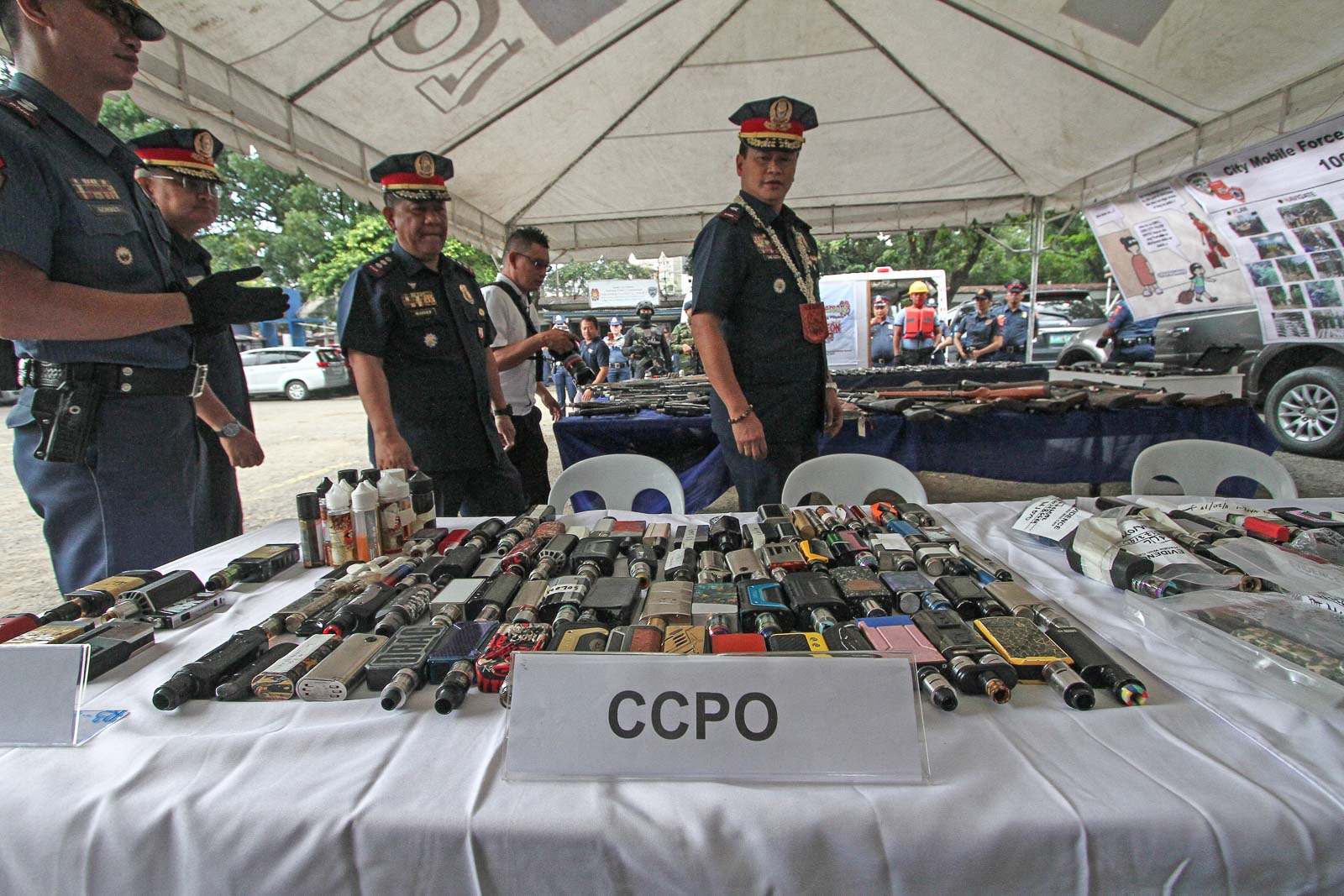 VAPES. Police in the Central Visayas are enforcing a ban against vapes and electronic cigarettes. Photo by Gelo Litonjua/Rappler 