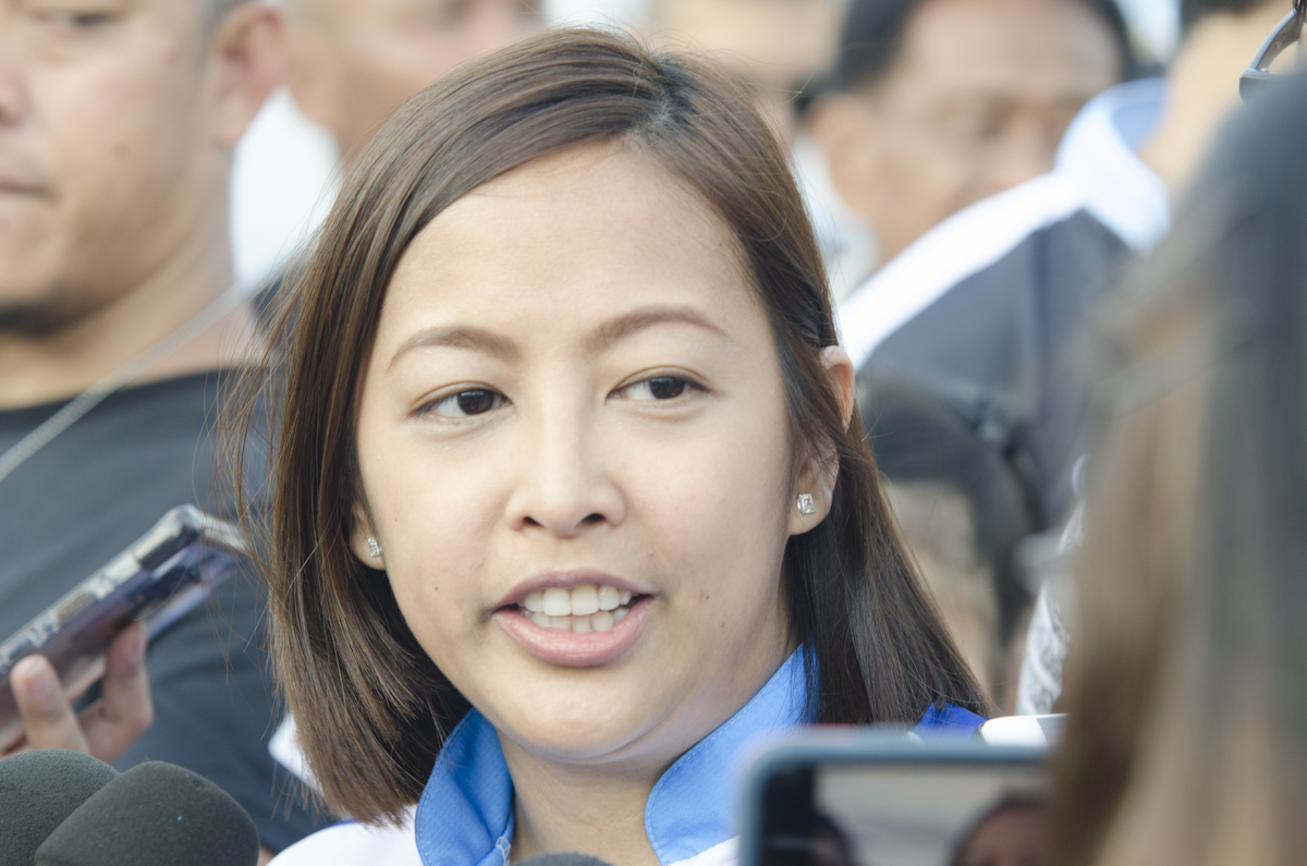 CONFIDENT CANDIDATE. eelectionist Makati Mayor Abby Binay speaks to reporters before her proclamation rally on March 29, 2019. Photo by Rob Reyes/Rappler
 