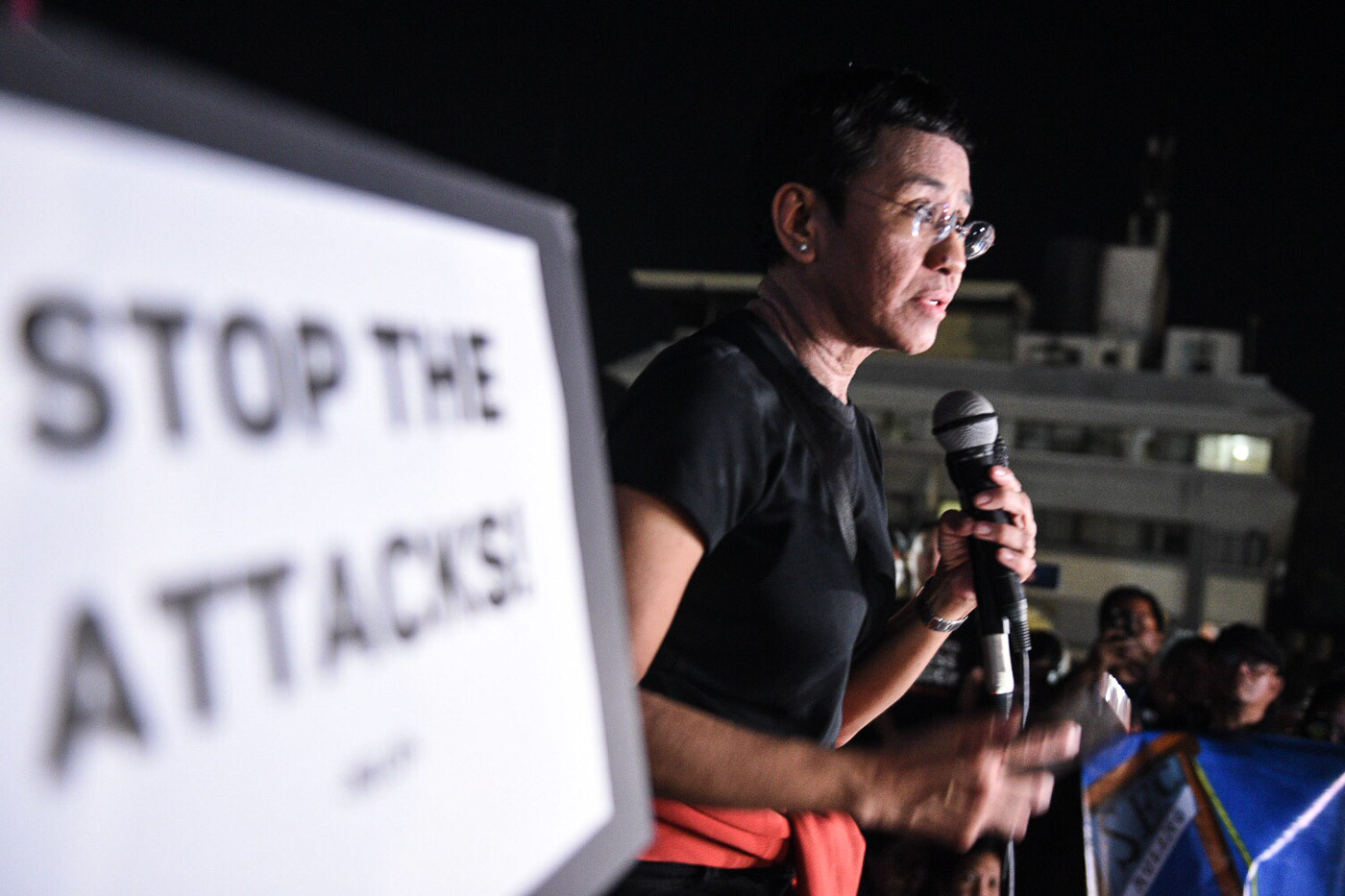 STOP HARASSMENT. Princeton graduates call for an end to the 'clear intimidation campaign' the Philippine government has mounted against their fellow alumna Maria Ressa. Photo by LeAnne Jazul/Rappler 