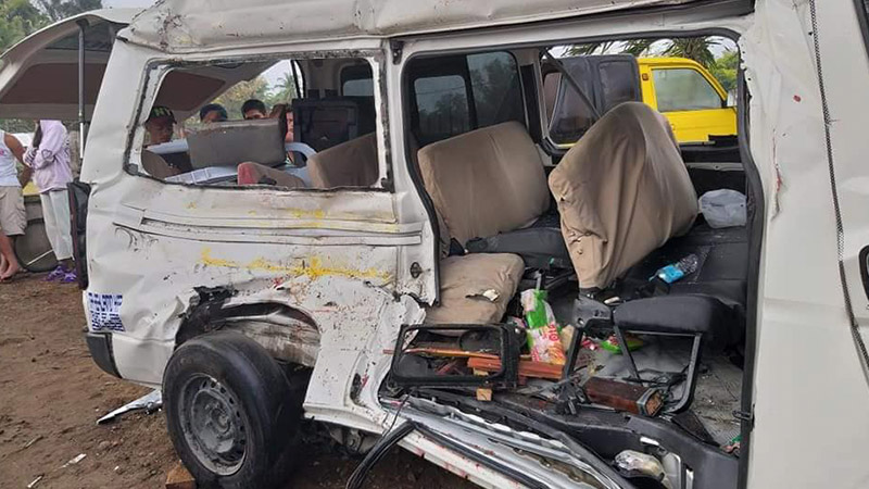 FATAL VAN. The road crash in Zamboanguita town, Negros Oriental on Friday, March 1. Photo courtesy of Zamboanguita Municipal Police Station  