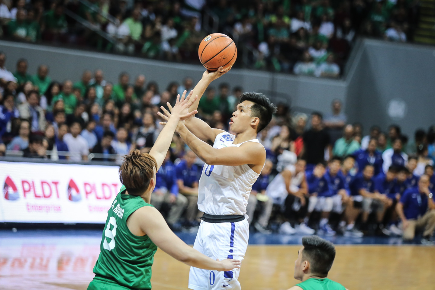 UNDEFEATED. Blue Eagles survive a second half comeback by the Green Archers. Photo by Josh Albelda/Rappler 