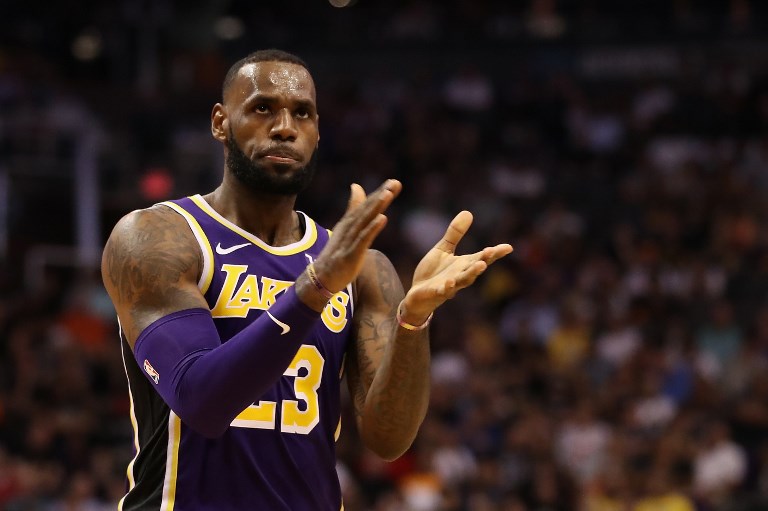 BIG NIGHT. LeBron James delivers a record and a win for the Los Angeles Lakers. Photo by Christian Petersen/Getty Images/AFP  