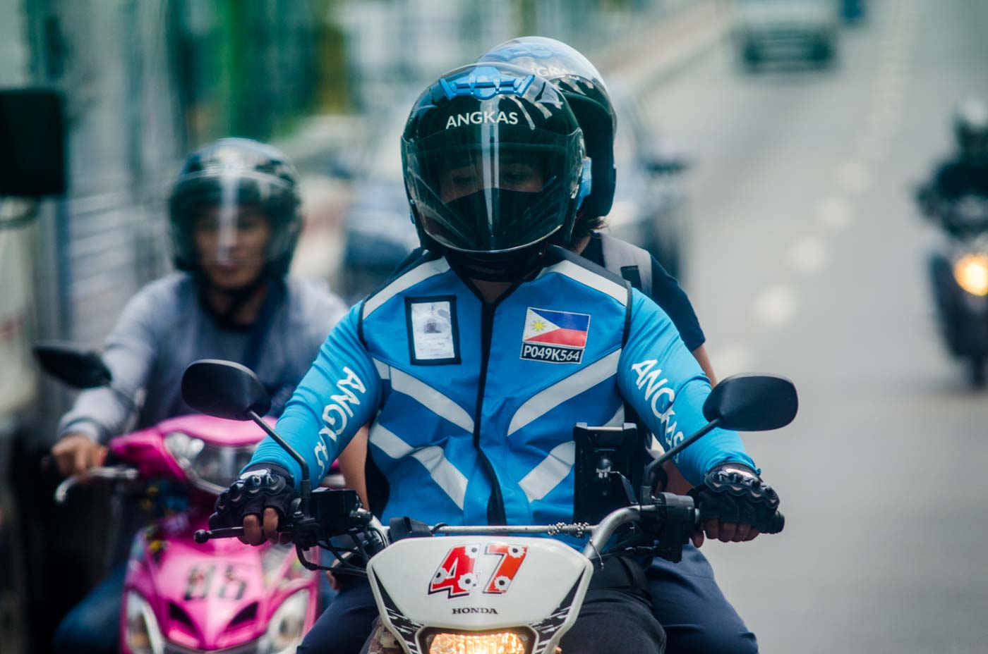 3 YEARS ON. While providing a free training program, Angkas fails 70% of rider applicants to maintain safety standards. File photo by Rob Reyes/Rappler 