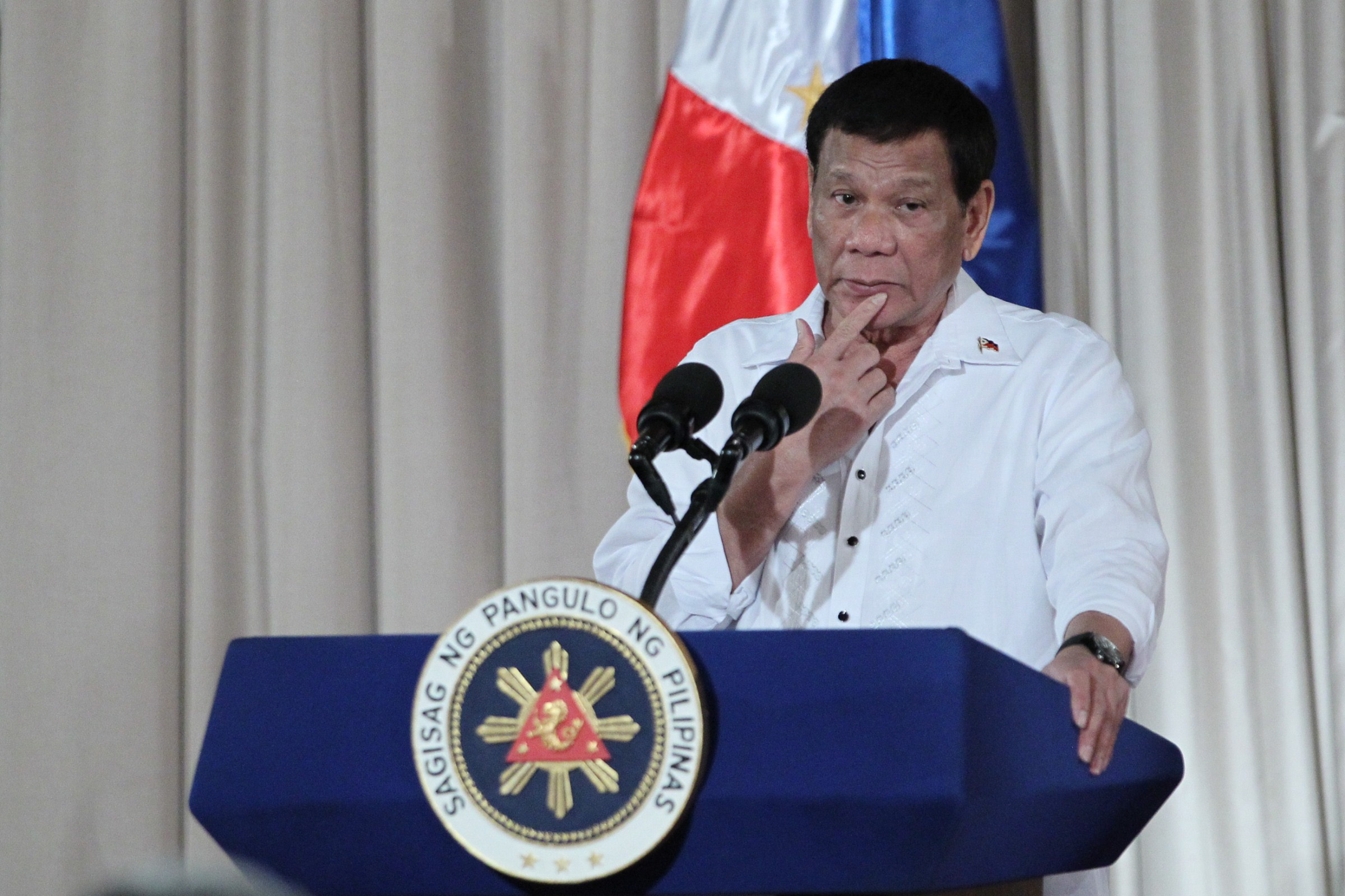 CHOOSING DE CASTRO. President Rodrigo Duterte explains his choice of new chief justice. Malacañang file photo 