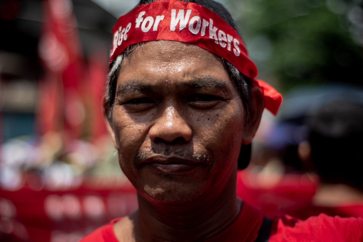 CONTRACTUAL. Leonel Adrales, 52, joins thousands at the Labor Day rally in Mendiola, Manila, on Tuesday, May 1, 2018, to call for an end to contractualization. He has been a contractual worker for decades. Photo by Eloisa Lopez/Rappler 