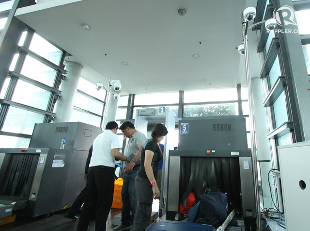 NEW CCTV cameras are installed at the NAIA 3 screening areas. Rappler file photo