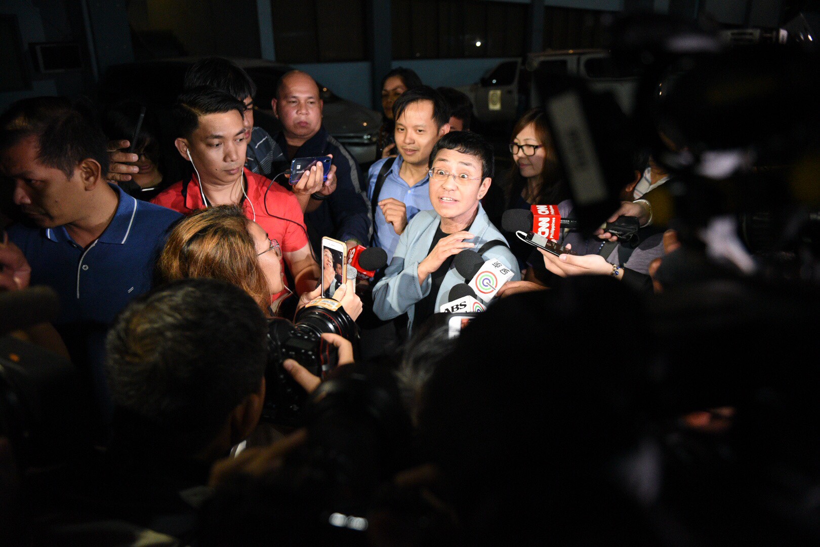 ARREST CONDEMNED. Rappler CEO and executive editor Maria Ressa arrives at the NBI Cybercrime Division office after her arrest on February 13, 2019. Photo by LeAnne Jazul/Rappler 