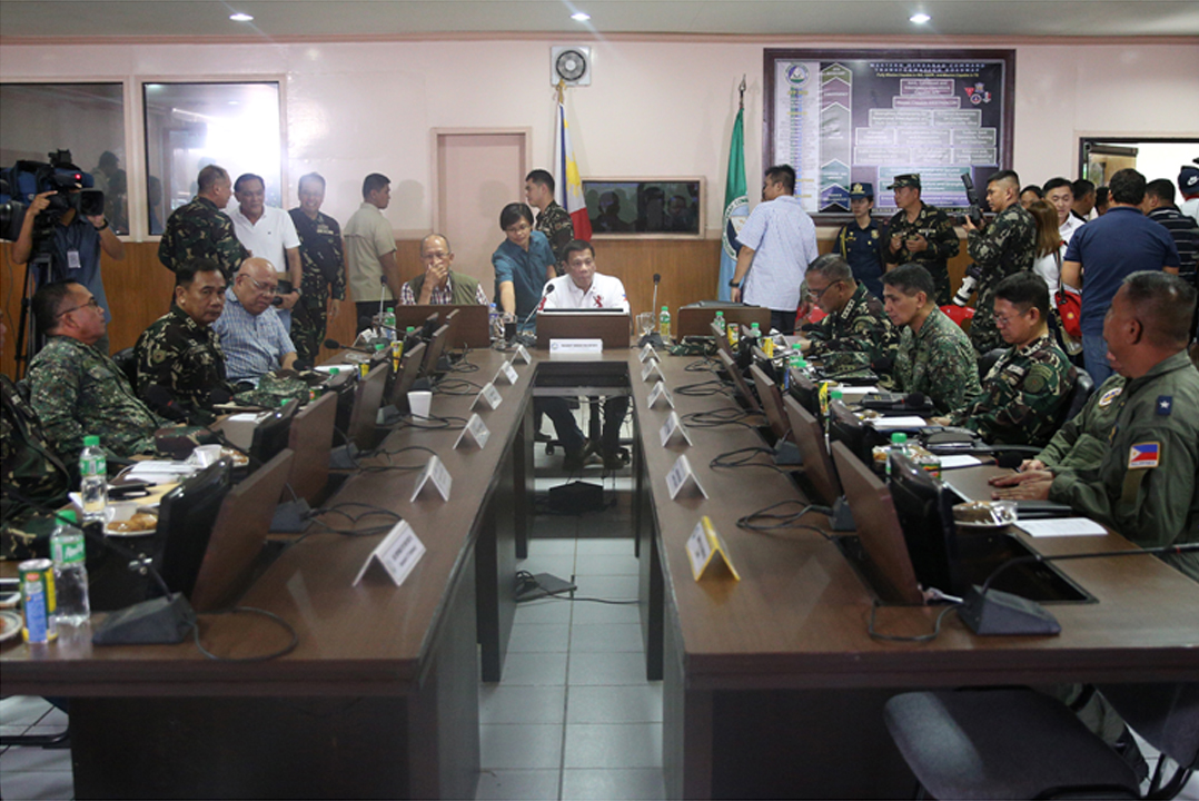 SECURITY MATTERS. President Rodrigo R. Duterte presides over the command conference at the Western Mindanao Command headquarters in Zamboanga City on July 21. KIWI BULACLAC/PPD 