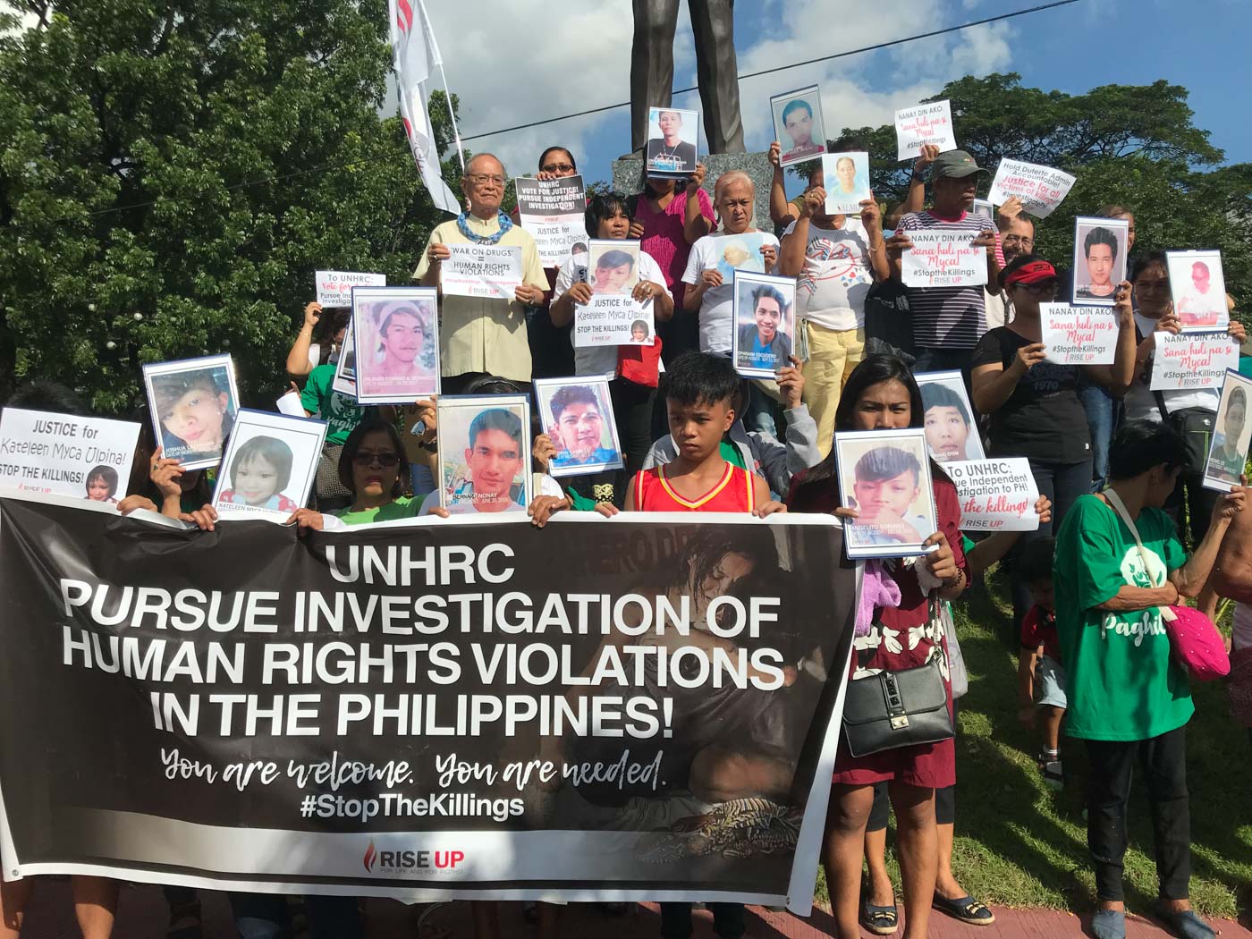 JUSTICE. Families of victims of extraudicial killings call on international mechanisms against the drug war killings. File photo by Micah Guiao/Rappler 