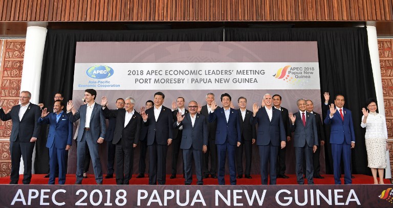 APEC SUMMIT. Leaders from Asia-Pacific nations pose for a family photo during the Asia-Pacific Economic Cooperation (APEC) Summit in Port Moresby on November 18, 2018. Photo by Saeed Khan/AFP      