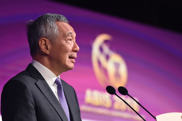 LEE HSIEN LOONG. Singapore's Prime Minister Lee Hsien Loong speaks at a business forum on the sidelines of the 33rd Association of Southeast Asian Nations (ASEAN) summit in Singapore on November 12, 2018. Photo by Roslan Rahman/AFP 