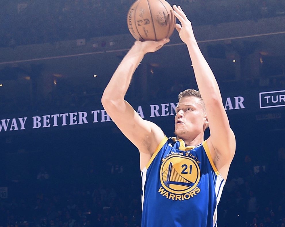 WATCH Warriors up; Beal, Bryant lift Wizards in 3OT