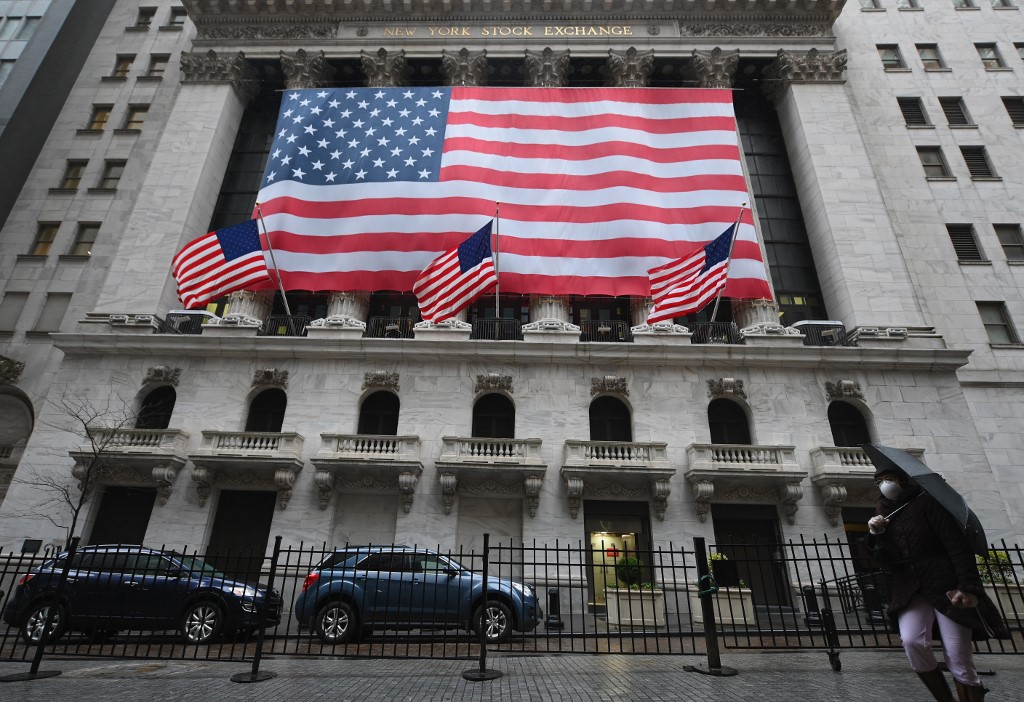 TRADING. A view of the New York Stock Exchange is seen on Wall Street in New York City on March 23, 2020. Photo by Angela Weiss/AFP 