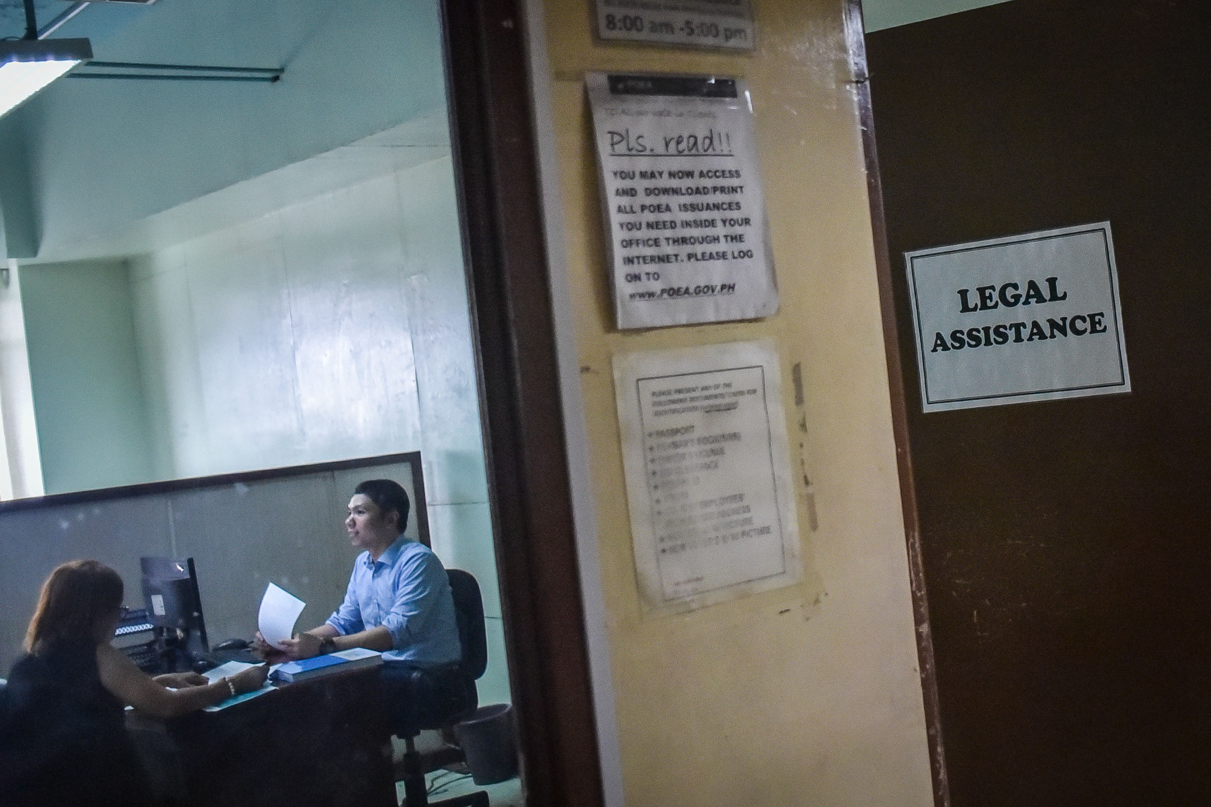 ILLEGAL RECRUITMENT. The POEA assists workers who complain about illegal recruitment activities. Photo by LeAnne Jazul/Rappler    