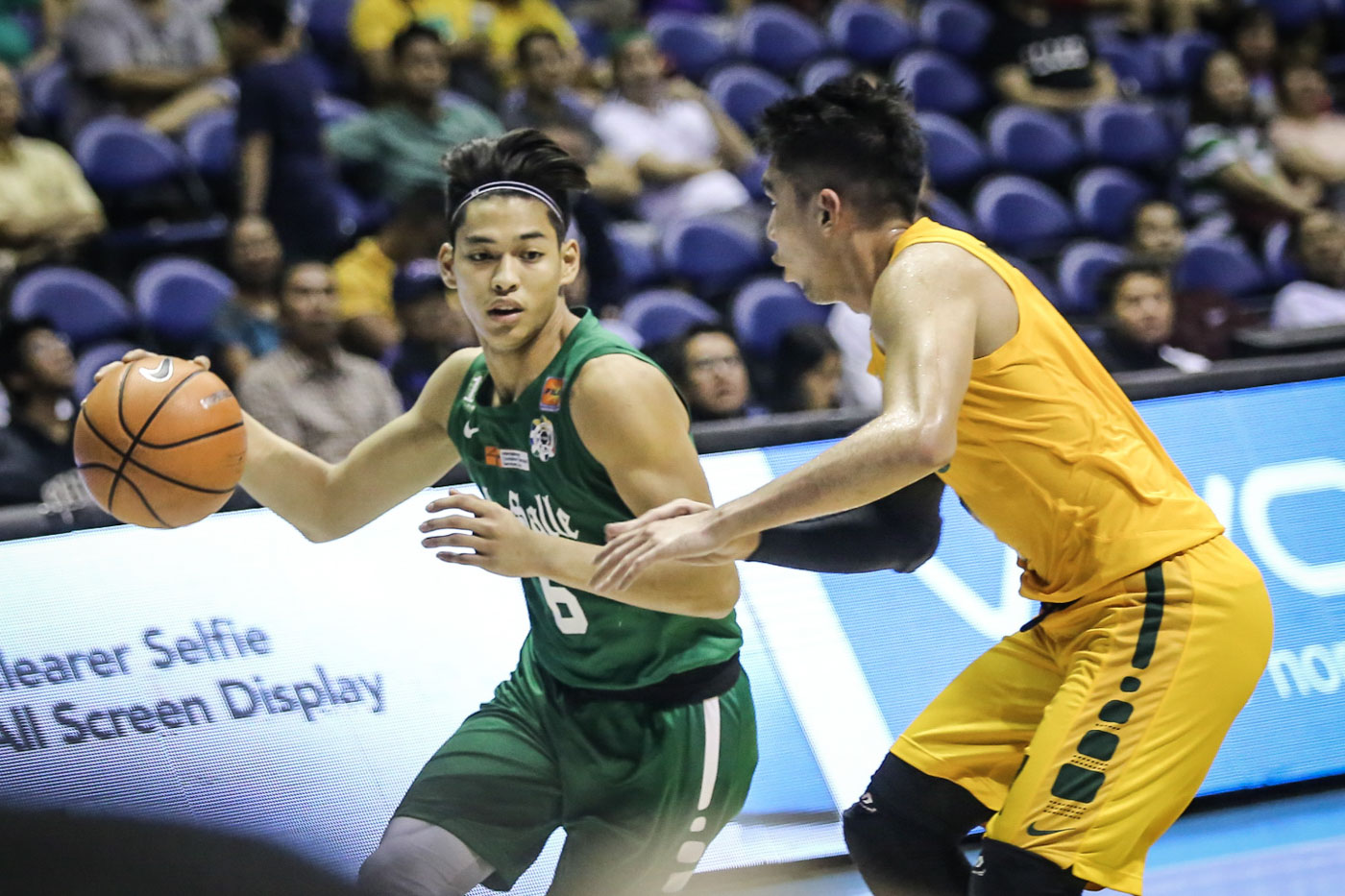 SURVIVAL. Ricci Rivero's charities save the Green Archers from losing to the Tamaraws. Photo by Josh Albelda/Rappler 