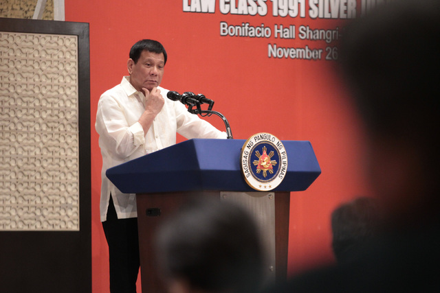 NOT GOOD. President Rodrigo Duterte briefly mentions the links of the Maute terror group to ISIS in his speech in Malacañang on Monday, November 28. File photo by Robinson Ninal/PPD    