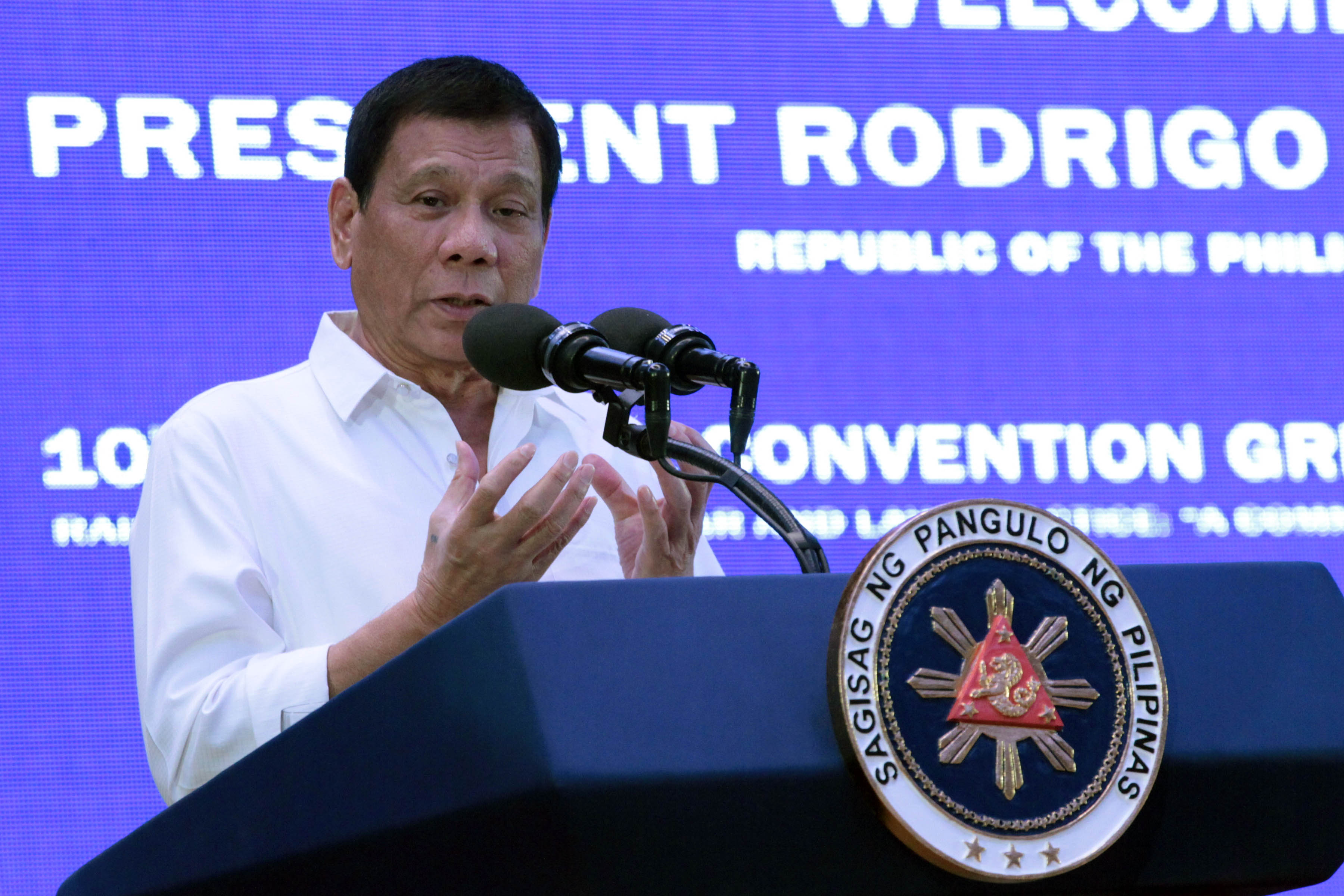 CLIMATE DEAL. In this file photo, President Rodrigo Duterte delivers a message during the Regional Convention of the Integrated Bar of the Philippines Greater Manila Chapter at Pandango Hall, Manila Hotel, November 4, 2016. Presidential Photo  