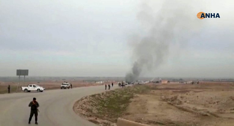 ATTACKS. An image grab taken from a video published by Hawar News Agency (ANHA) on January 21, 2019 shows the scene of a suicide car bomb attack on a military convoy on a road in Syria's northeastern Hasakeh province, which killed five members of a Kurdish-led force accompanying US-led coalition troops. AFP photo 