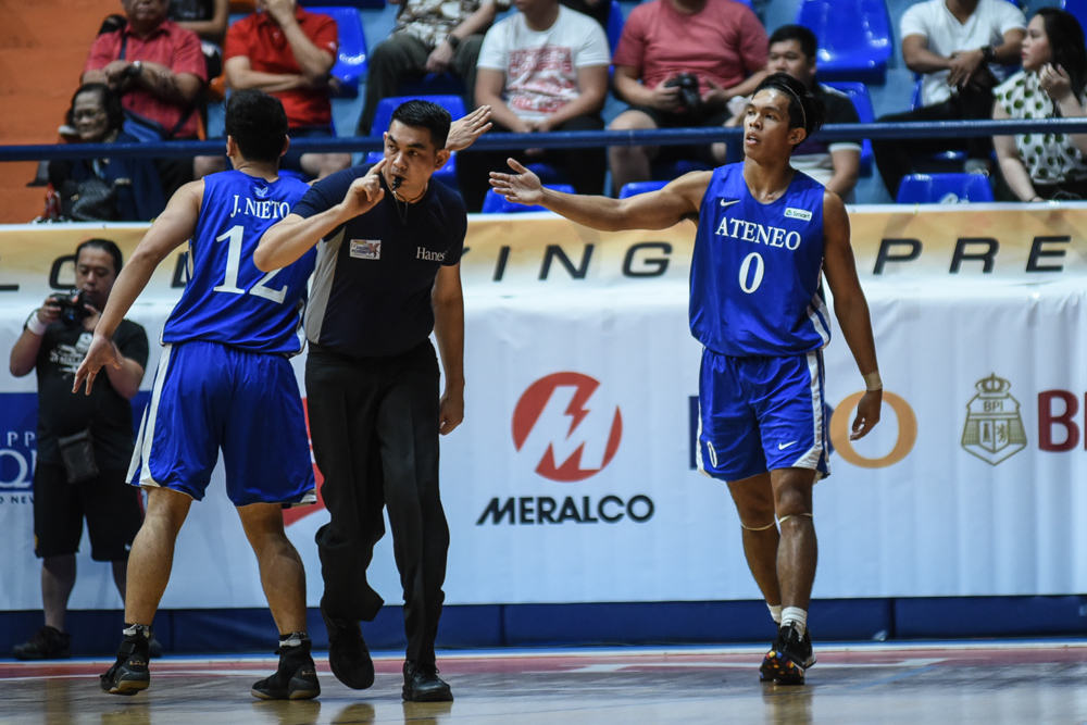 BALANCED. The Ateneo Blue Eagles pull off another win anchored on a balanced attack. File photo by Jerrick Reymarc/Rappler  