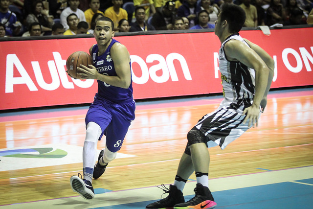 CONCERNING. An extended loss of Aaron Black (L) is troublesome for Ateneo. File photo by Josh Albelda/RAPPLER