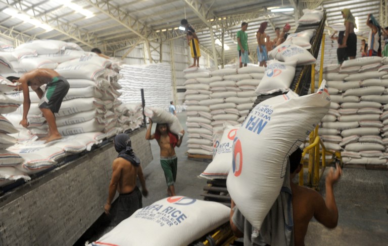 NFA RICE. Consumer groups suggest different ways to help the National Food Authority's fast-depleting buffer stock of rice. File photo by Jay Directo/AFP 