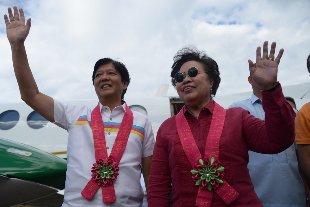 BONGBONG-MIRIAM. 2016 vice-presidential candidate Ferdinand 'Bongbong' Marcos Jr along with presidential candidate Miriam Defensor Santiago officially start their election campaign at Batac, Ilocos Norte on Tuesday, February 9. Photo by Jasmin Dulay/Rappler  