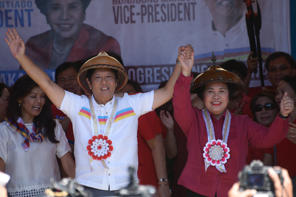 Youth on Santiago-Marcos launch: Most competent tandem. Photo courtesy of the Santiago campaign. 