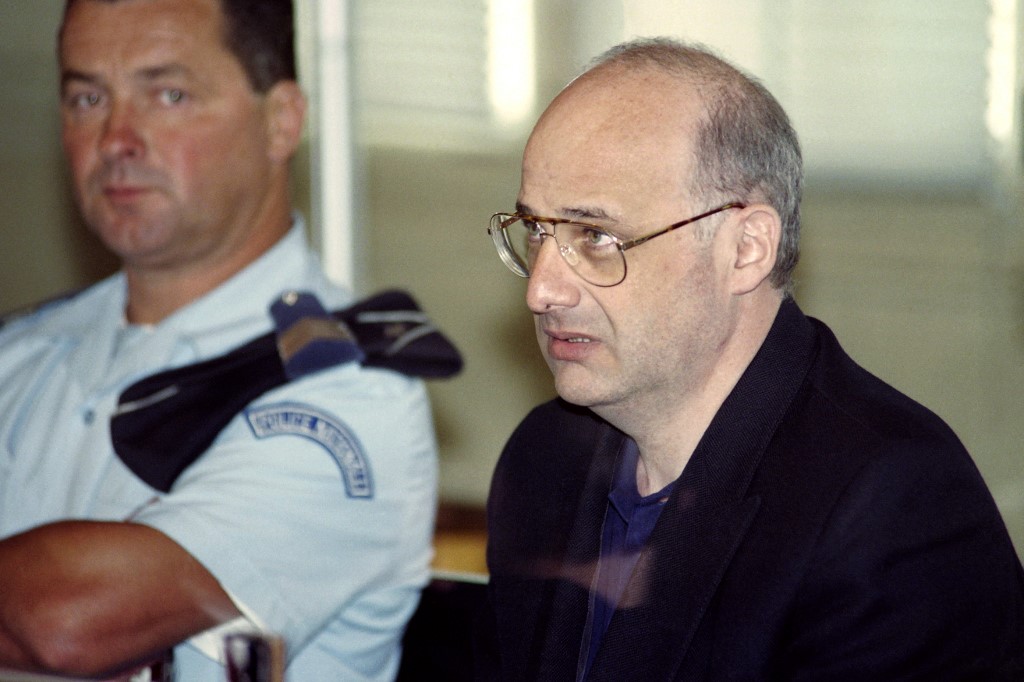 JEAN-CLAUDE ROMAND. In this file photo taken on June 25, 1996 French citizen Jean-Claude Romand arrives for the start of his trial at the courthouse of Bourg-en-Bresse. File photo by Philippe Desmazes/AFP 