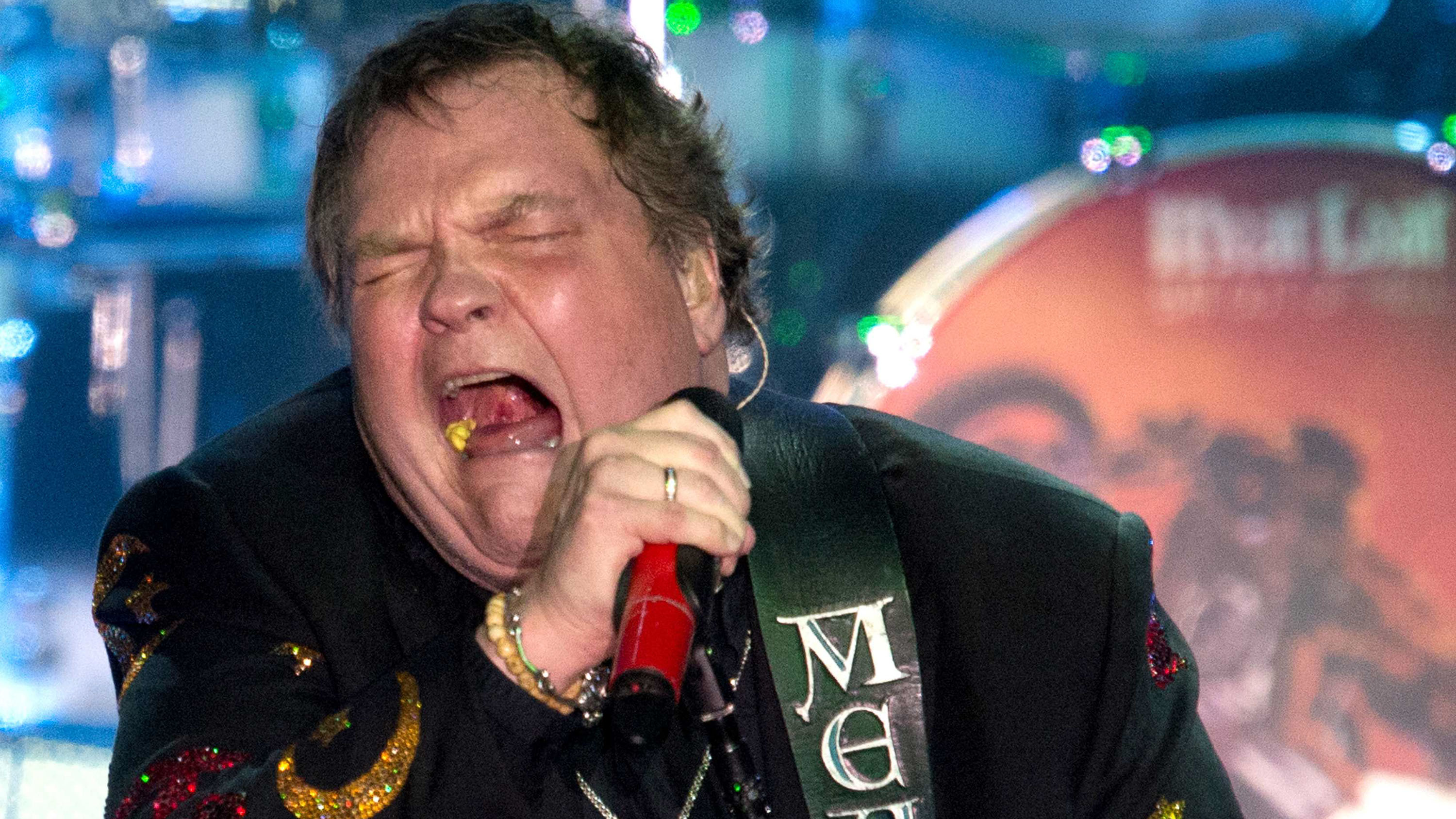 US rocker Meat Loaf &amp;#39;recovering well&amp;#39; after collapse on stage in Canada