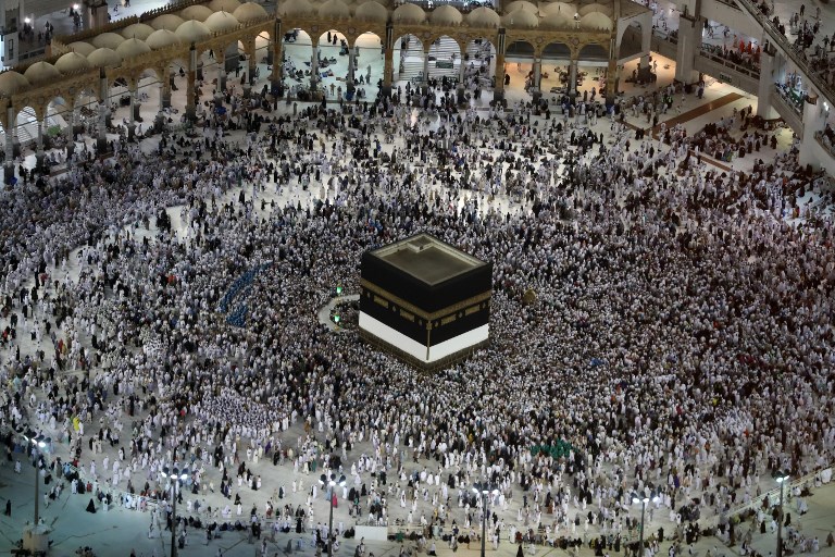 SACRED PLACE. Muslim pilgrims prepare to circumambulate the Kaaba, Islam's holiest shrine, at the Grand Mosque in Saudi Arabia's holy city of Mecca on August 27, 2017, prior to the start of the annual Hajj pilgrimage. Photo by Karim Sahib/AFP 