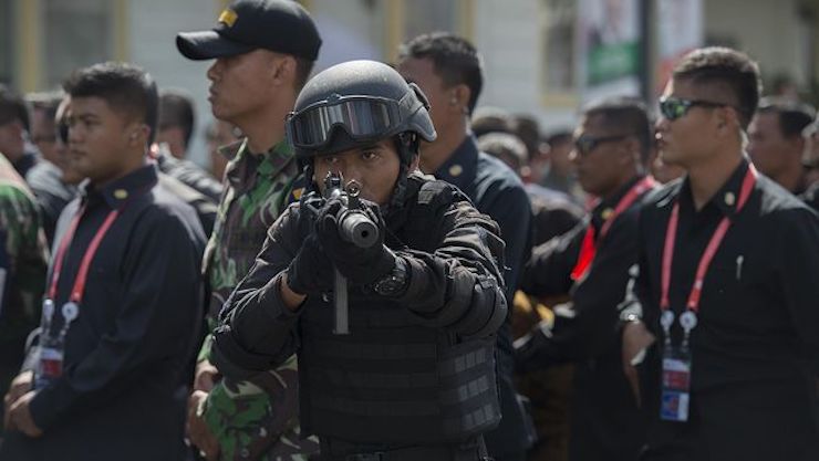 TIDAK ADA PUNGLI. TNI membantah meminta pungli untuk operasional keamanan kepada institusi atau kelompok tertentu kalau acaranya dihadiri oleh Presiden Joko "Jokowi" Widodo. Foto oleh Widodo S. Jusuf/ANTARA 