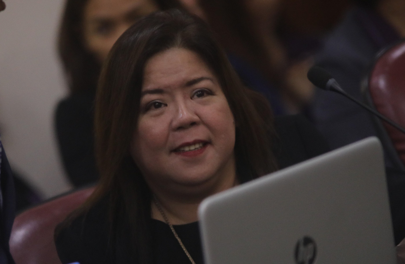 GRAFT. Lawyer Ma. Lourdes Oliveros, judicial staff head of Chief Justice Maria Lourdes Sereno, is included in the graft complaint filed by Larry Gadon at the DOJ on March 12, 2018. Photo by Darren Langit/Rappler 