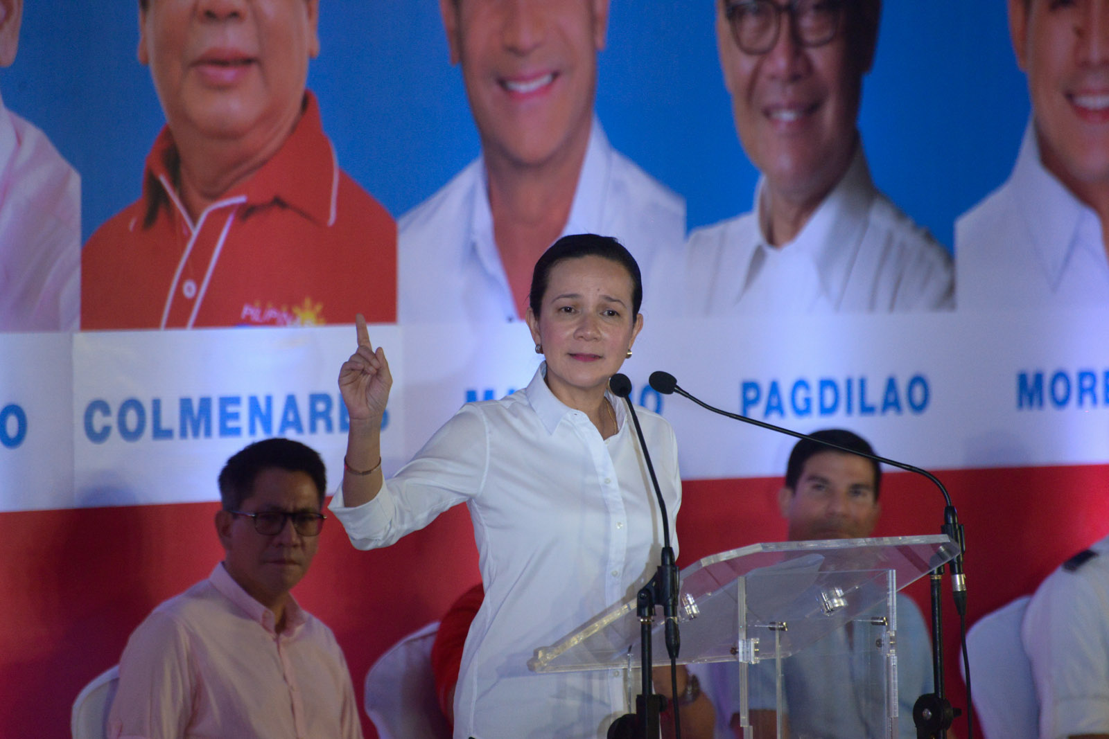 CONTINUE THE FIGHT. Presidential aspirant Senator Grace Poe says she will continue her and other foundlings' fight amid her disqualification from the 2016 elections. Photo by Jansen Romero/Rappler