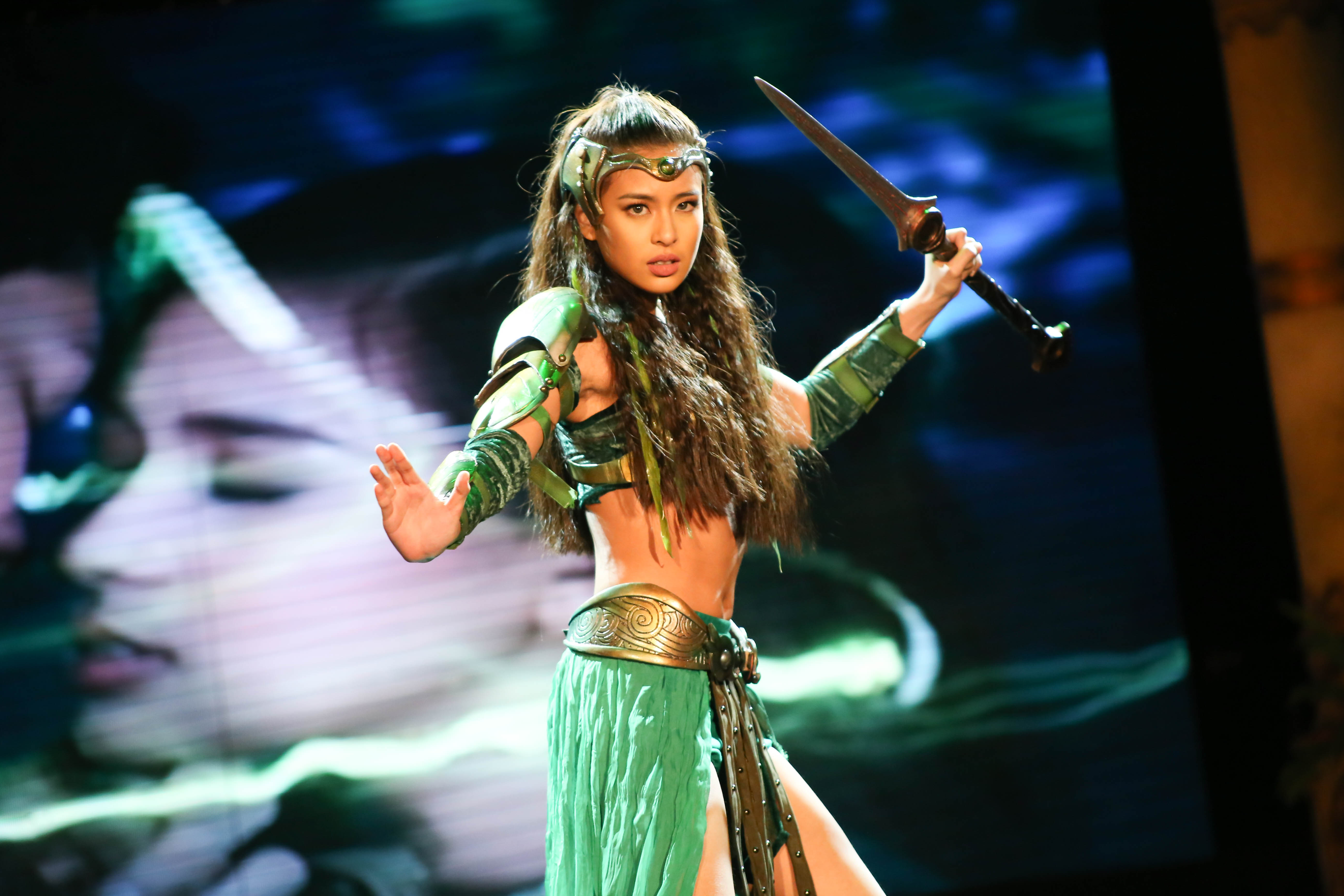 SANG'GRE ALENA. Gabbi Garcia takes on the role of Alena, the diwata with a powerful voice in 'Encantadia.' Photo by Paolo Abad/Rappler   