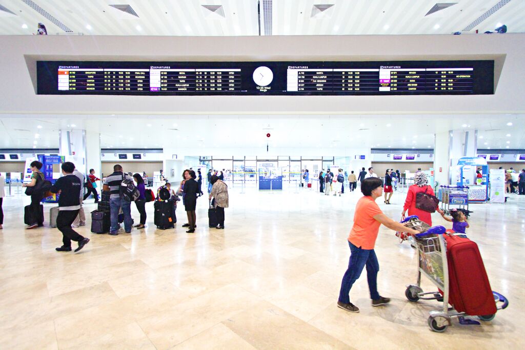 UPGRADED. The NAIA Terminal 1's improved check-in lobby. Photo from DOTC 