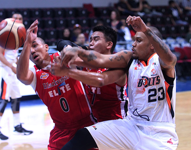 Meralco's Kelly Nabong battles for the ball against Blackwater's Mike Cortez and James Sena. Photo from PBA Images 