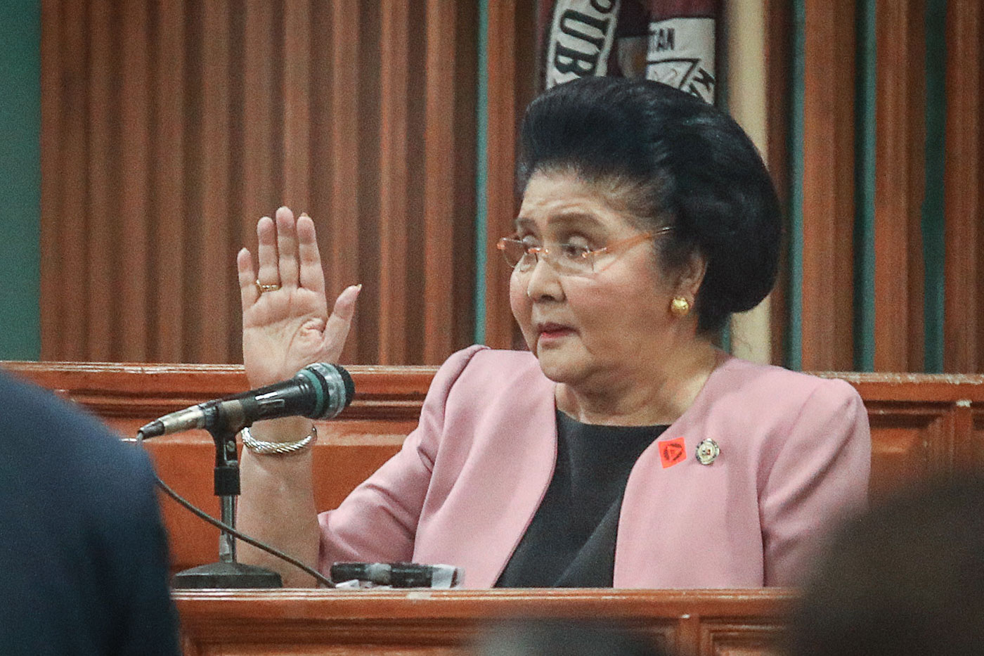 GRILLED. Former First Lady and now Ilocos Norte Representative Imelda Marcos inside the Sandiganbayan Fifth Division court on November 16, 2018. Photo by Darren Langit/Rappler 