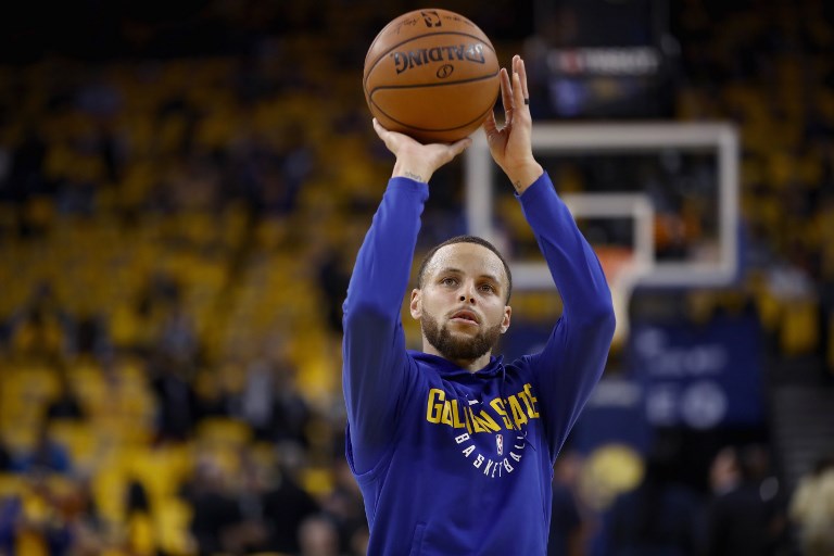 COMEBACK. Two-time NBA Most Valuable Player Steph Curry may play restricted minutes starting Tuesday. Photo by Ezra Shaw/Getty Images/AFP 