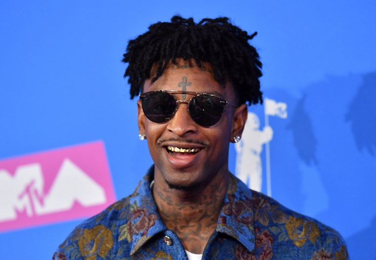 ARREST. File photo taken on August 20, 2018 shows US rapper 21 Savage attending the 2018 MTV Video Music Awards at Radio City Music Hall in New York City. Savage was detained on Sunday by US immigration officers, who say he is actually British and overstayed his visa. Photo by Angela Weiss / AFP  