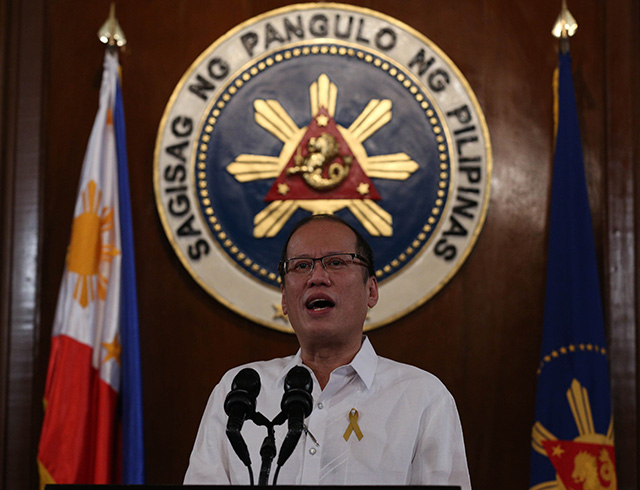 HOUNDED BY MAMASAPANO. The Mamasapano incident continues to hound President Benigno Aquino III two months after the tragedy. File photo By Ryan Lim/Malacanang Photo Bureau  