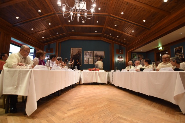 NOBEL ROOM. The opening ceremony was held in a room named after a peace award.  