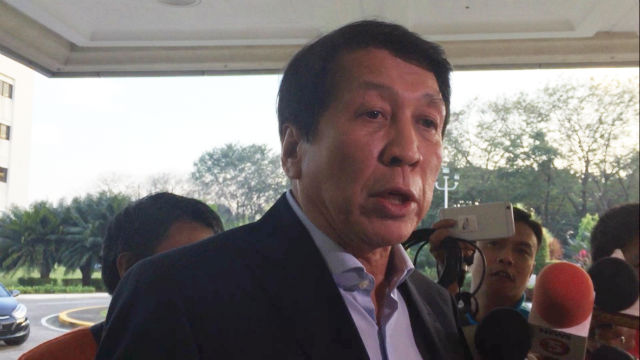 COMPROMISE. House Majority Leader Rodolfo Fariñas says majority congressmen have agreed to input several changes in the death penalty bill. Photo by Mara Cepeda/Rappler   