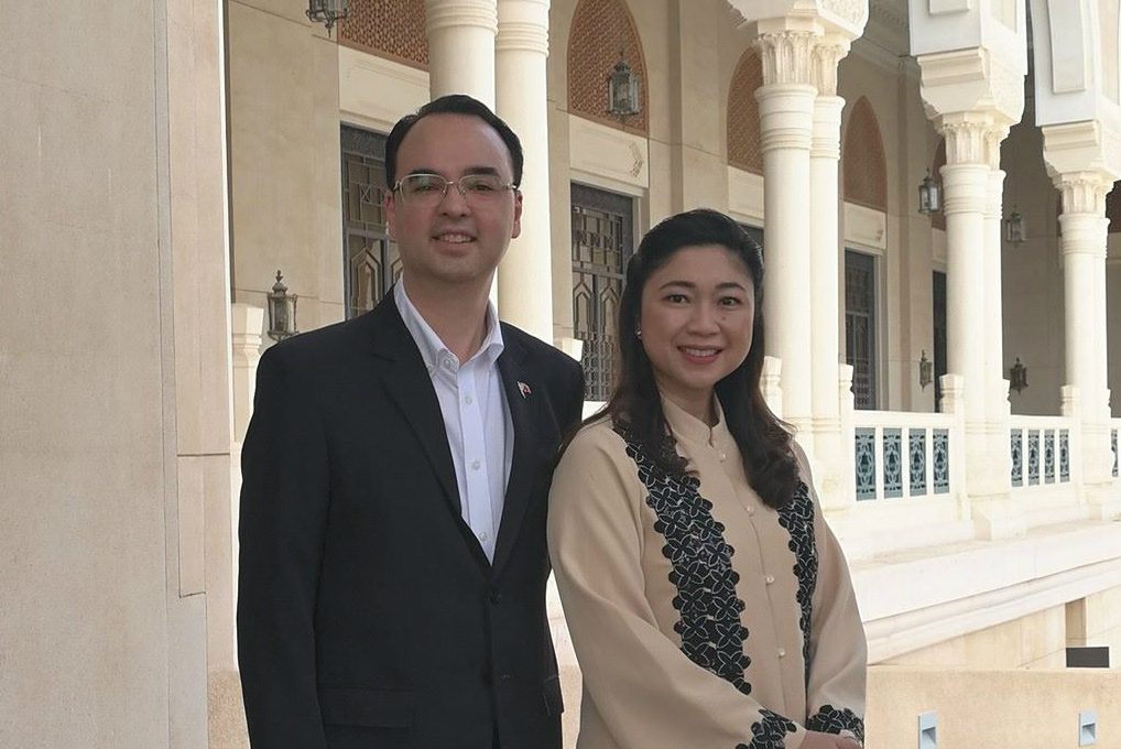 HUSBAND AND WIFE. Politicians Alan Peter and Lani Cayetano want Congress seats for the 1st District and 2nd District of Taguig City, respectively. Photo from Alan Peter Cayetano's Facebook page 