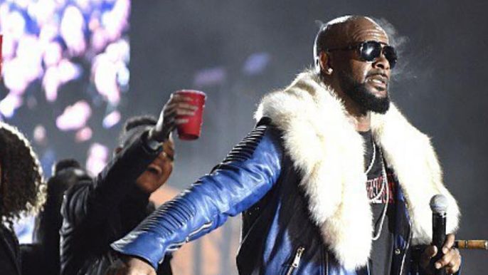 DENIES ALLEGATIONS. R. Kelly says that all sex abuse claims made against him are rumors. Photo from R. Kelly's Instagram account 