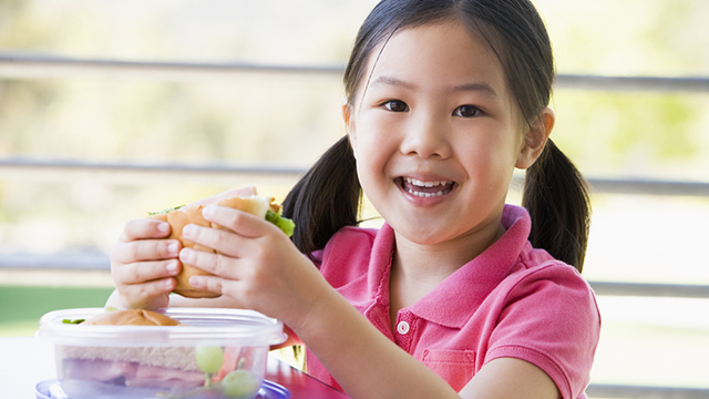 HEALTHY KIDS. How can we ensure that kids eat healthy in school? 