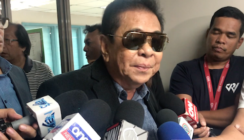 BATTLE GOES ON. Chavit Singson personally files complaints against the National Telecommunications Commission over the 3rd telco player bid. Photo by Ralf Rivas/Rappler 
