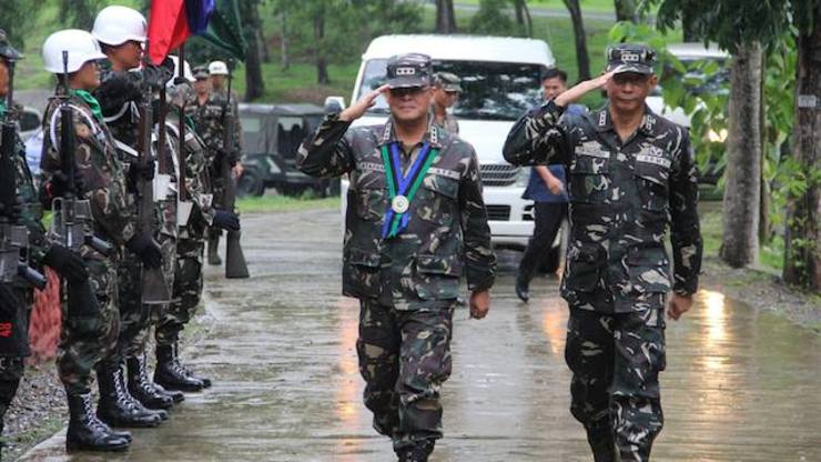 BACK IN TARLAC: New Armed Forces chief Lieutenant General Gregorio Catapang Jr visits the Northern Luzon Command