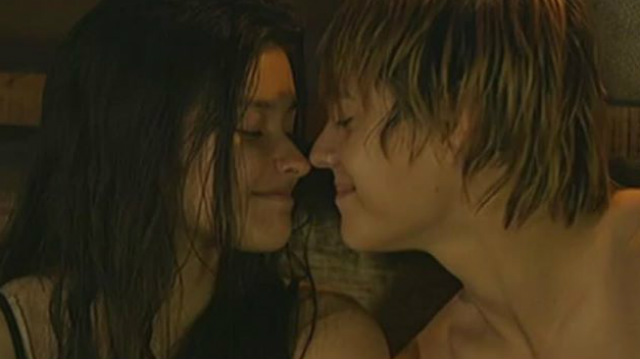 JUST FOR TONIGHT? Xander Grande (Enrique Gil) asks Agnes Calay (Liza Soberano) to pretend they have "forever" even for just one night. Screengrab from ABS-CBN  
