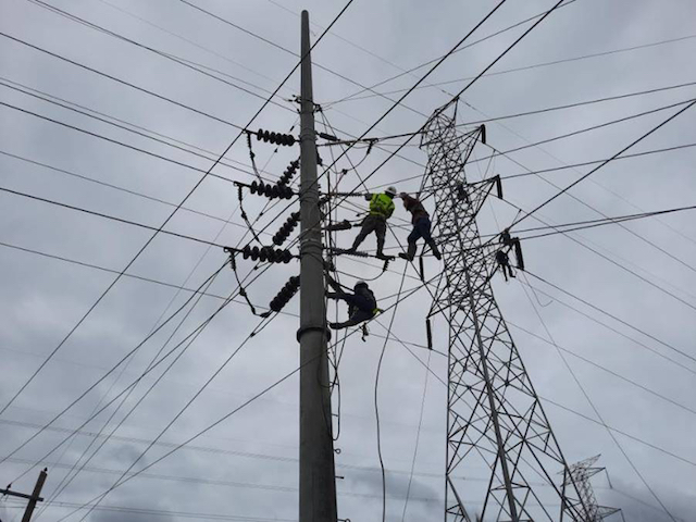 NGCP continues its restoration of transmission facilities affected by Typhoon Rolly to bring back power transmission services to the entire Bicol Region 