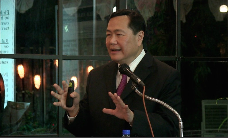2016 CHALLENGE. Supreme Court Senior Associate Justice Antonio Carpio says presidential candidates must say whether or not they will withdraw the arbitration case against China. Photo by Ayee Macaraig/Rappler 